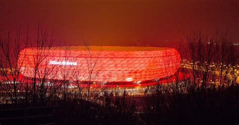 Allianz arena ʔali̯ˈants ʔaˌʁeːnaː (known as fußball arena münchen for uefa competitions) is a football stadium in munich, bavaria, germany with a 70. allianz arena munich germany 4k ultra hd wallpaper ...