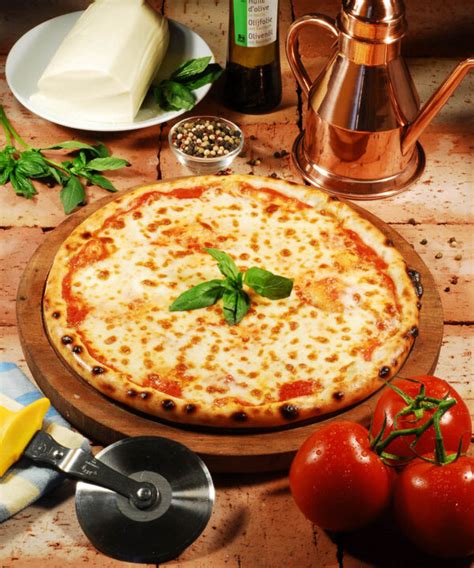 Comanda Pizza Margherita Colosseum Delivery Livrare La Domiciliu In