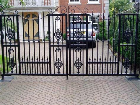 Wrought iron gates are strong and durable structures that require an experienced fabricator to ensure a perfect fit and design. Our wrought iron component range enables metalworkers ...