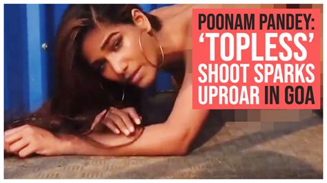 Poonam Pandey Fingering 2022 Exclusive Live Video AAGMaal