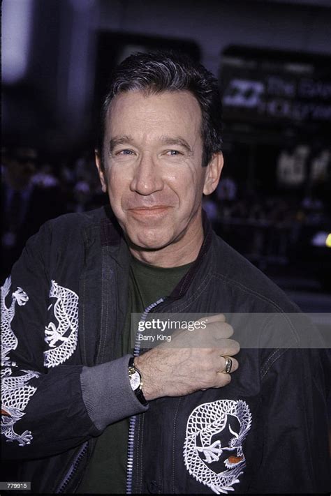 Actor Tim Allen Attends The Premiere Of Galaxy Quest At Manns News Photo Getty Images