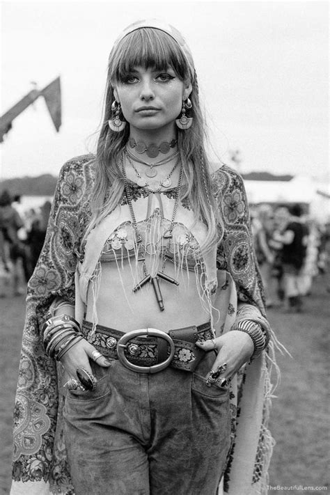 Stunning Photos Depicting The Rebellious Fashion At Woodstock 1969 Rare Historical Photos