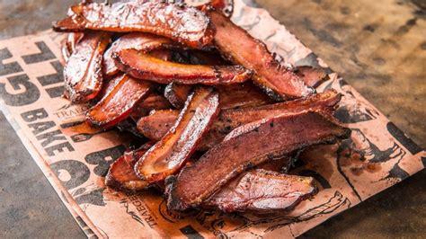 The Secret To Perfectly Cooked Bacon According To Pitmaster Diva Q
