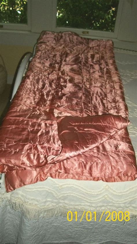 Pure Hollywood Glam Vintage Liquid Satin Quilt Comforter Blanket Throw