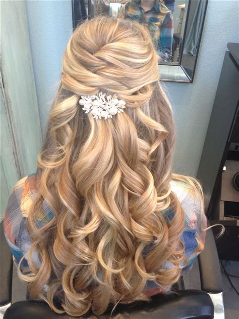 We may earn commission from the links on this page. pinterest: abrooke00 | Wedding hair down, Long hair styles ...