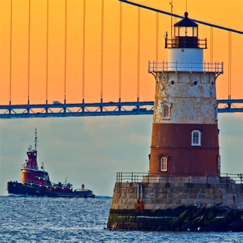 Robbins Reef Lighthouse New York Harbor Viewing Nyc