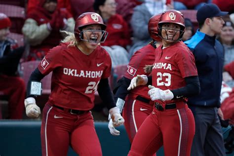 women s college world series preview oklahoma vs tennessee