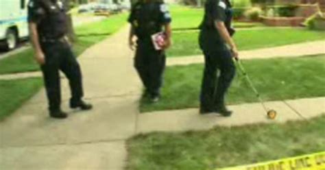 Off Duty Cop Shoots Intruder In Her Home Cbs Chicago
