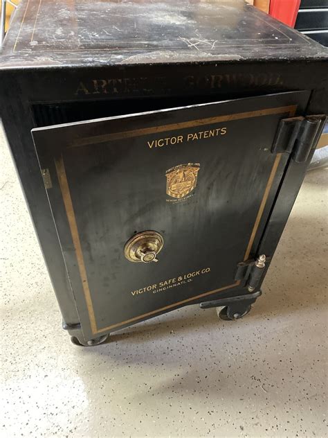 Antique Victor Safe And Lock Co Victor Patents Combination Safe