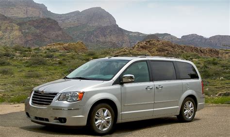 Chrysler Town And Country Minivan Mpv 2008 Opiniones Datos Técnicos
