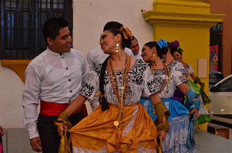 Ο ιγκνάσιο έχει διπλή ζωή. Bailes folclóricos de Campeche y Tamaulipas - Tribuna Campeche
