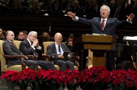 controversial southern baptist leader paige patterson still set to give prominent sermon in