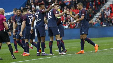 Fifa 21 psg players from their youth. Ligue 1: PSG hit five to ease pain of Real Madrid defeat