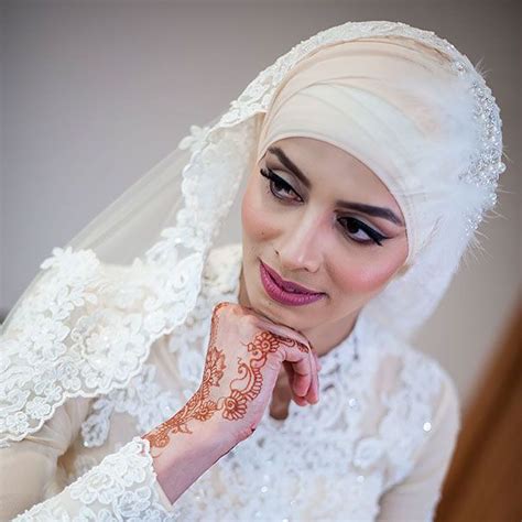 58 Brides Wearing Hijabs On Their Big Day Look Absolutely Stunning