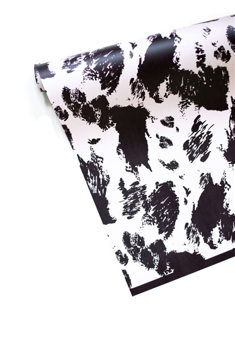 Bessie Gift Wrap | Printed gift wrapping, Gift wrapping, Cow gifts