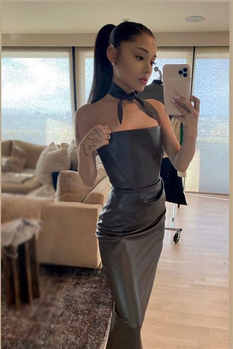 Ariana Grande Instagram Story December 14 2021 Star Style