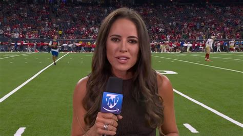 Kaylee Hartung • Biography And Images