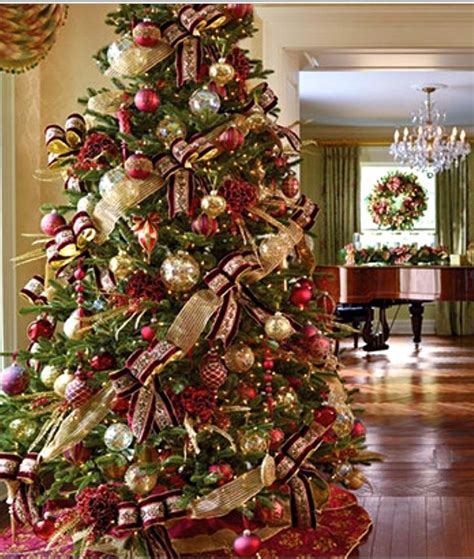 Burgundygold Cordless Tree Traditional Christmas Tree Gold