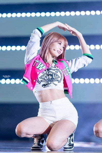 Performances • Выступления 7 Kpop Girls Momo Stage Outfits
