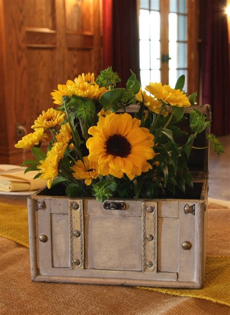 50 Beautiful Sunflower Arrangement Center Pieces Easy To Make It