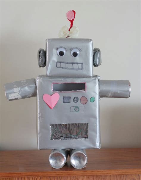 Pin By Carolyn Zanta On Valentines Valentines Robots Valentine Box