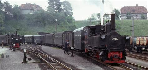 خروج جرار قطار الزقازيق طنطا عن القضبان بمحطة السنطة بالغربية. ما هي مواعيد قطارات المحلة طنطا العادي والمكيف؟ | معلومة ...