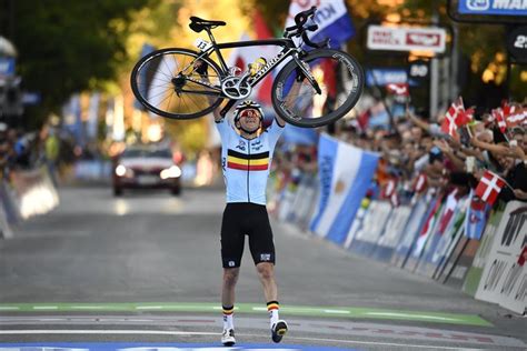 Remco evenepoel probably needs no. Historische dubbel voor junior Evenepoel: hij wint ook WK ...