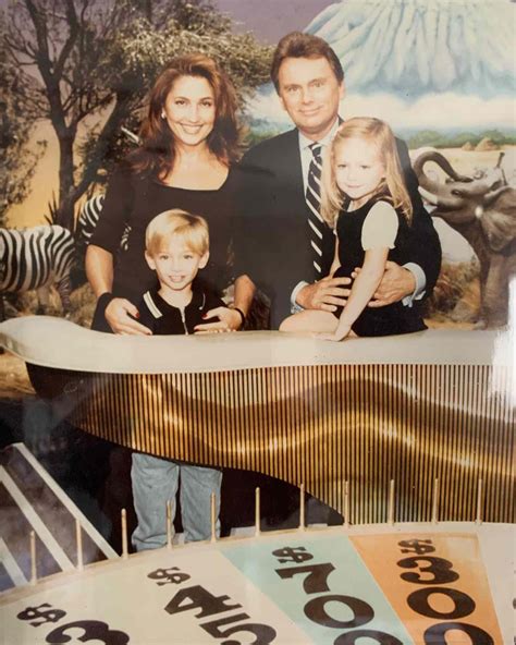 Who Is Pat Sajak S Wife All About Lesly Brown