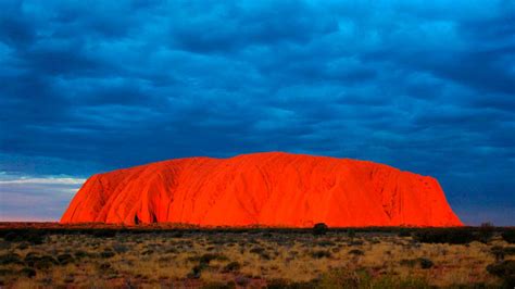 Our aim is to discuss uluru, its history, its environment, its wildlife and its. Monte Uluru