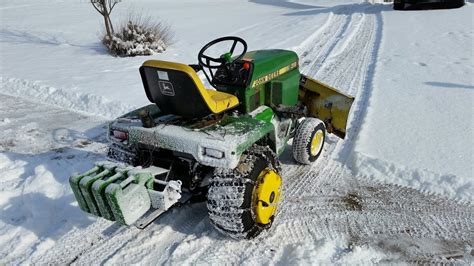 Plowing My Driveway With My 1987 John Deere 318 Youtube