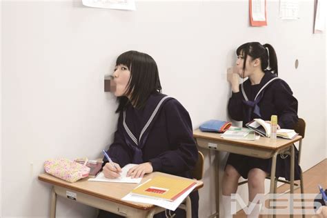 「壁！机！椅子！から飛び出る生チ ポが人気の進学校『都立しゃぶりながら高校』」：mgs動画