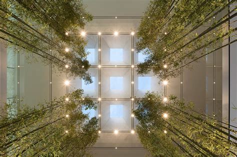Apple Store In Macau Conceived As Welcoming Paper Lantern