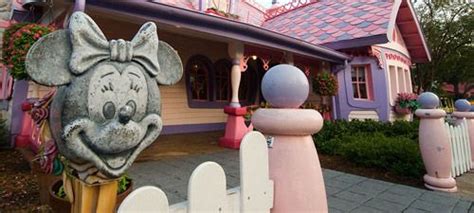 Minnies House Disney World Magic Kingdom Disney World Disney Theme