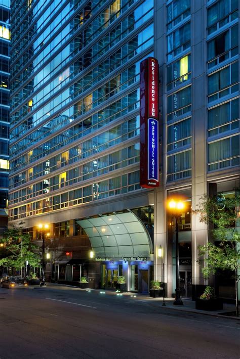 Best River North Chicago Hotels Orousdesigns