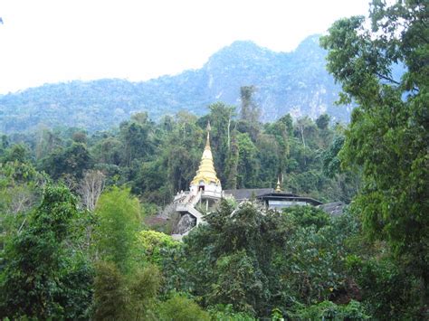 Pha Plong Temple , Chiang Dao - Chiang Mai Tour Blog
