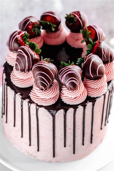Chocolate Covered Strawberry Cake Queenslee Appétit Recipe Cake