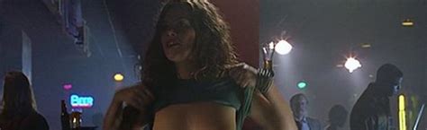 Anna Friel Topless To Flash Breasts In Niagara Motel Nude