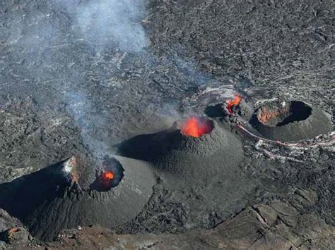 Impressive Piton De La Fournaise Volcano Eruption Reunion Hotspot