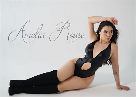 Perfil Do Modelo De Webcam Amelia Rouse Xhamsterlive