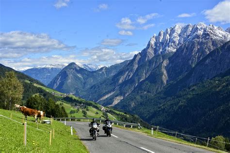 So erstreckt sich das osttiroler hochpustertal von der staatsgrenze bei sillian bis hinunter nach lienz. Osttirol - Großglockner - Lienzer Dolomiten ...