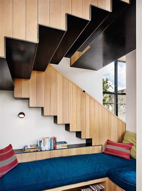 16 Phenomenal Contemporary Staircase Designs That Will Take Your Breath