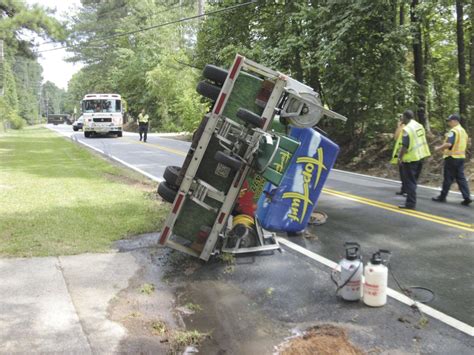 Overturned Truck Causes Traffic Woes News News