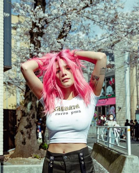 Halsey Sexy 2 Pics Thefappening