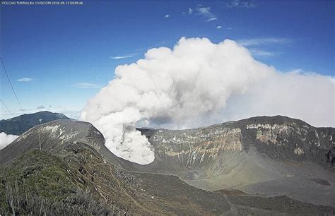 Turrialba Volcano Spews Ash Vapor The Tico Times Costa Rica News