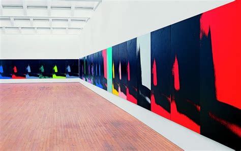 Warhol Unlimited στο Musée Dart Moderne De La Ville De Paris Η