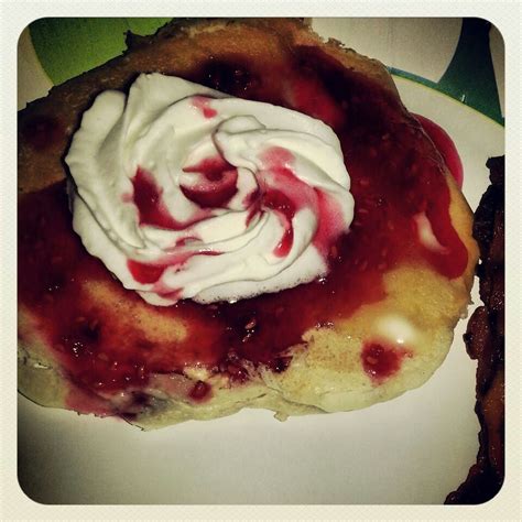 Raspberry Vanilla Pancake With Homemade Raspberry Syrup I Made This
