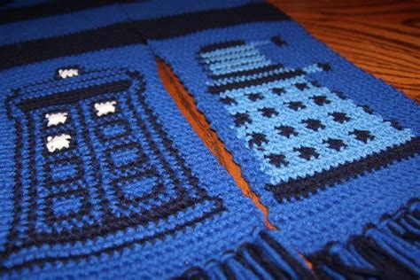 Dr Who Scarf Scarf Pattern Loops And Threads Yarn Pattern
