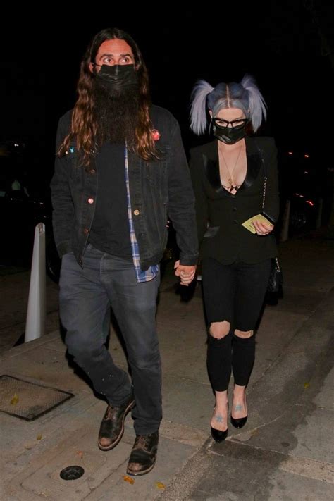 Kelly osbourne's fans are curious enough to know when she will get married after dustin lynch came officially as her boyfriend. Kelly Osbourne - out for dinner with her boyfriend Erik Bragg at Craig's in West Hollywood ...
