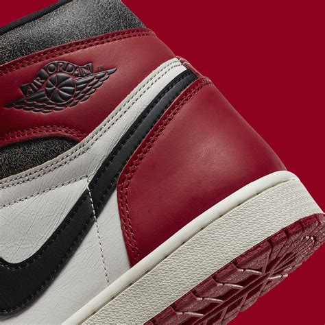 Detailed Look At The Air Jordan 1 Lost And Found Set To Release In