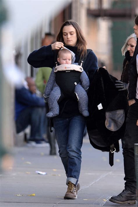 Keira Knightley With Her Daughter 25 Gotceleb
